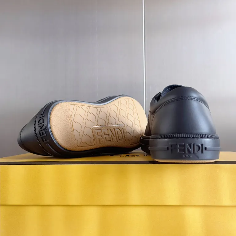 Fendi Shoe 